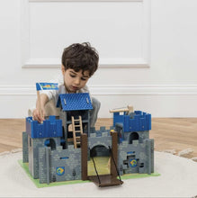 Load image into Gallery viewer, Le Toy Van Excalibur Castle