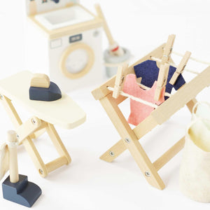 Le Toy Van - Dolls House Accessories - Laundry Room Set