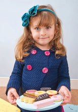 Load image into Gallery viewer, Le Toy Van - Pretend Play - Biscuits &amp; Plate Set