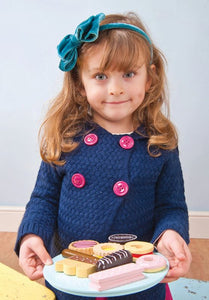 Le Toy Van - Pretend Play - Biscuits & Plate Set