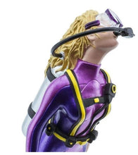 Load image into Gallery viewer, Safari Ltd Michelle the Underwater Adventurer Miniature